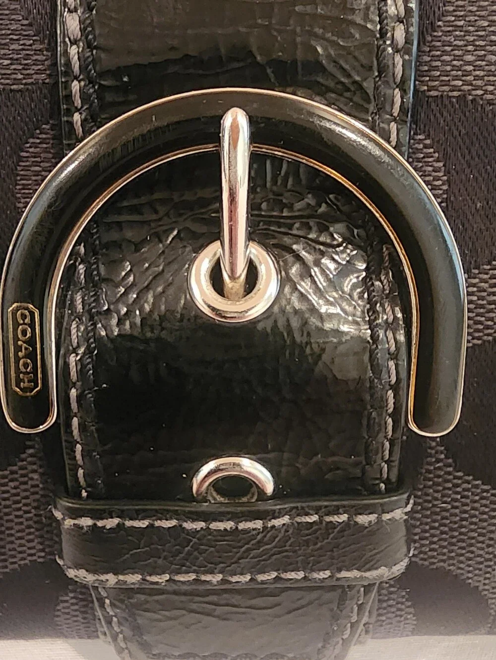 Authentic Coach Soho Signature Buckle Accordion Zip Wallet Black